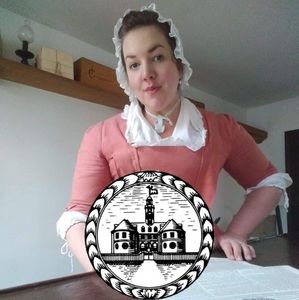 Meet your Posher, Edith